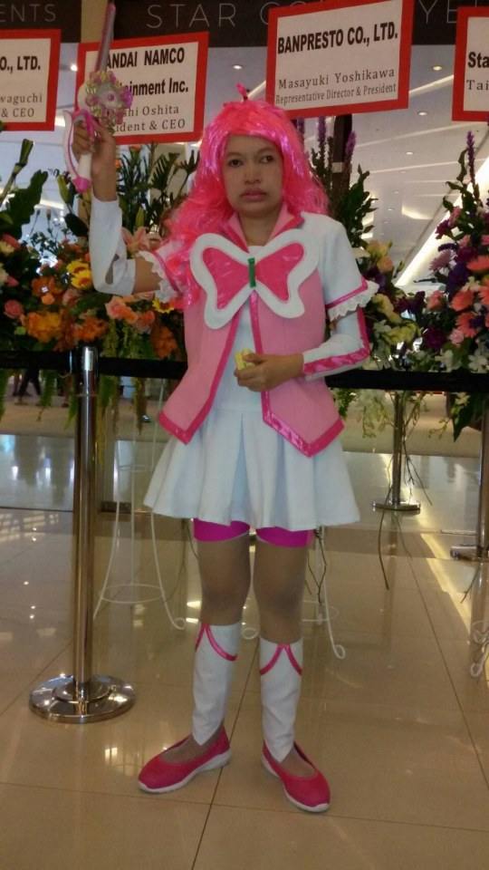 ดิฉันไปงานC3 AFA Bangkok 2017ที่รอยัลพารากอนฮอล์ลชั้น5ที่สยามพารากอนค่ะ ในวันที่10-11มิย.2560นี้ไปมาแล้วค่ะ แต่ไม่พบเจอเพื่อนที่ลงคอสพริตตี้เคียวบ้างเลยค่ะ