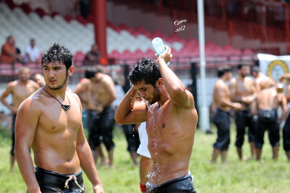 oil wrestling