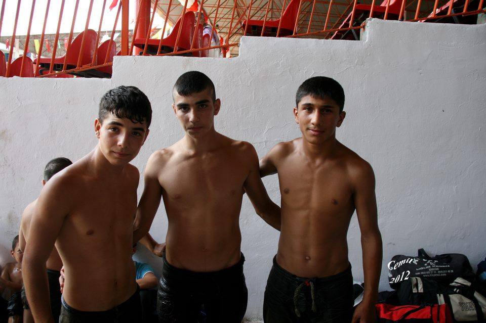 oil wrestling