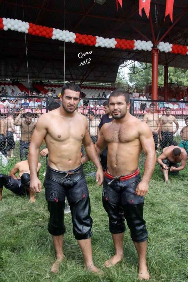 oil wrestling