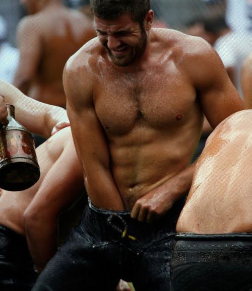 oil wrestling