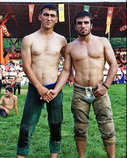 oil wrestling
