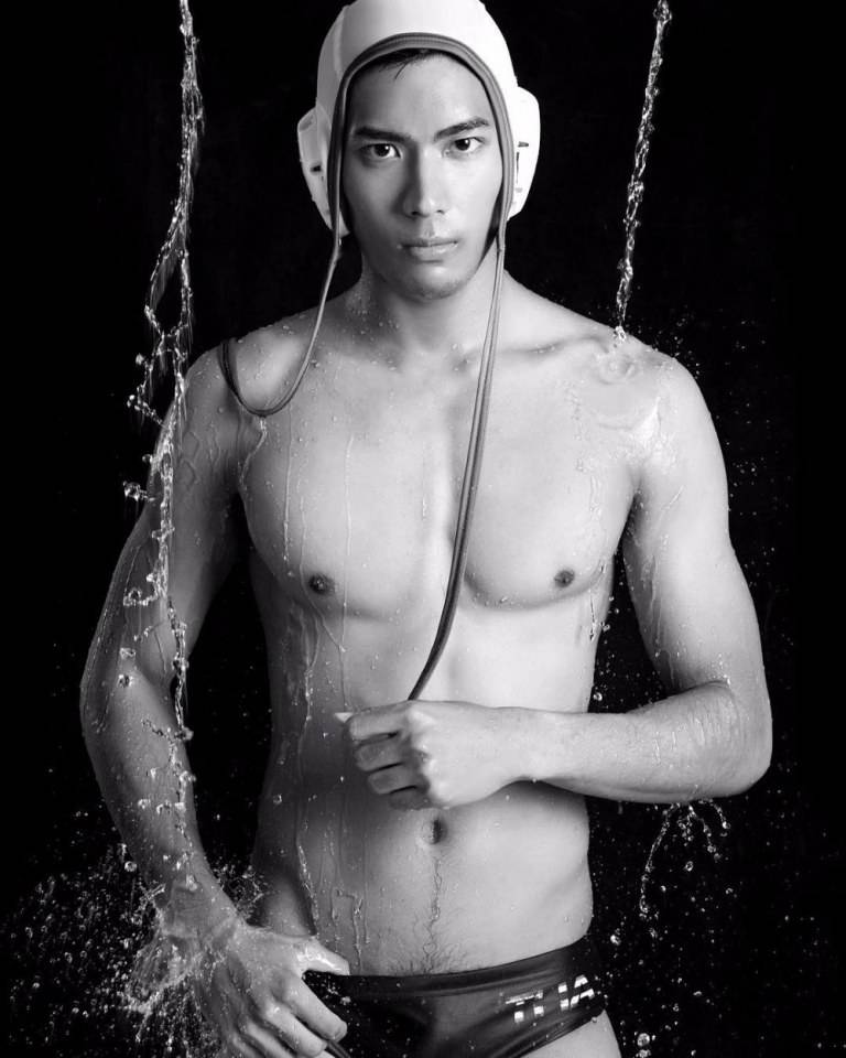 หล่อเข้มโดนใจ
