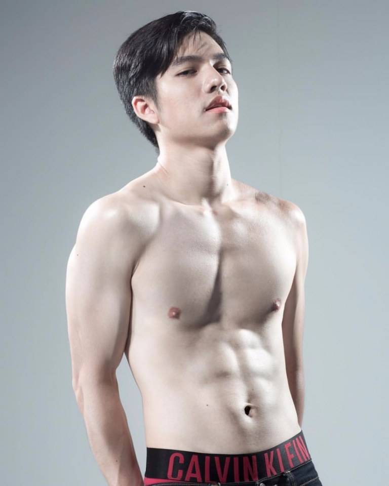 กระดกลิ้นรัวๆๆๆๆ