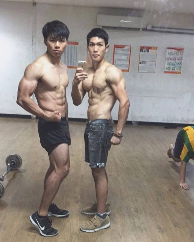 กระดกลิ้นรัวๆๆๆๆ