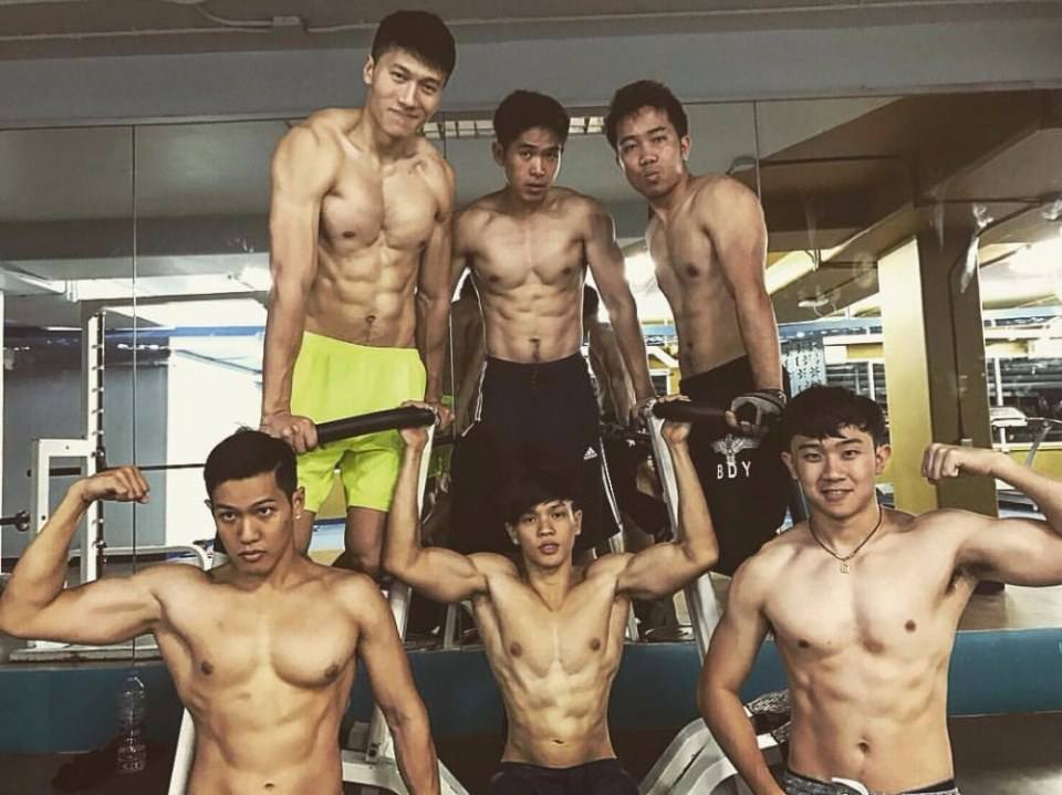 กระดกลิ้นรัวๆๆๆๆ