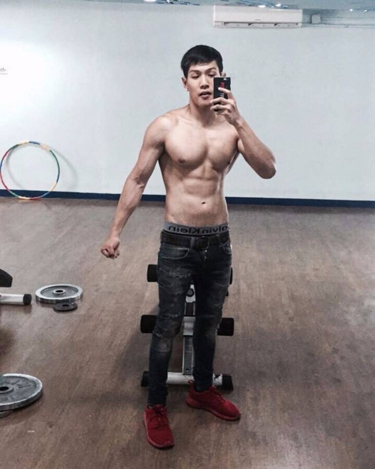 กระดกลิ้นรัวๆๆๆๆ