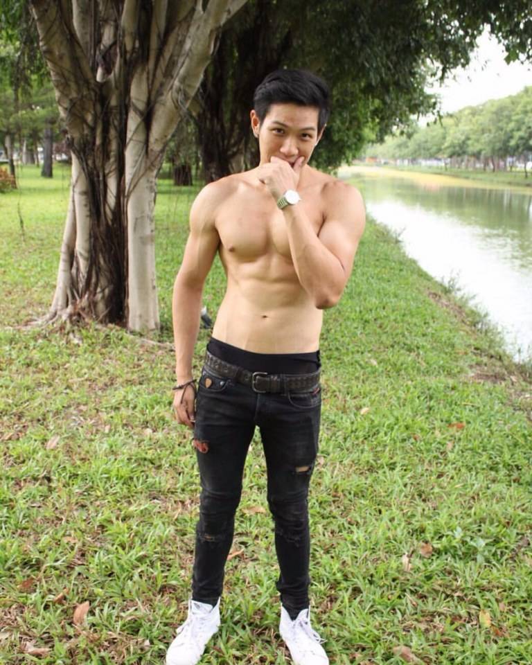 กระดกลิ้นรัวๆๆๆๆ