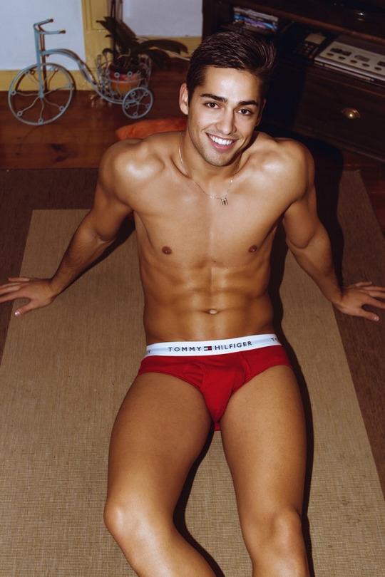 hot male 65 (+18)