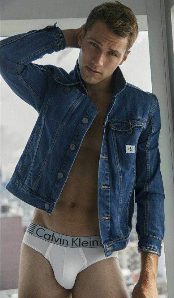 hot male 68 (+18)