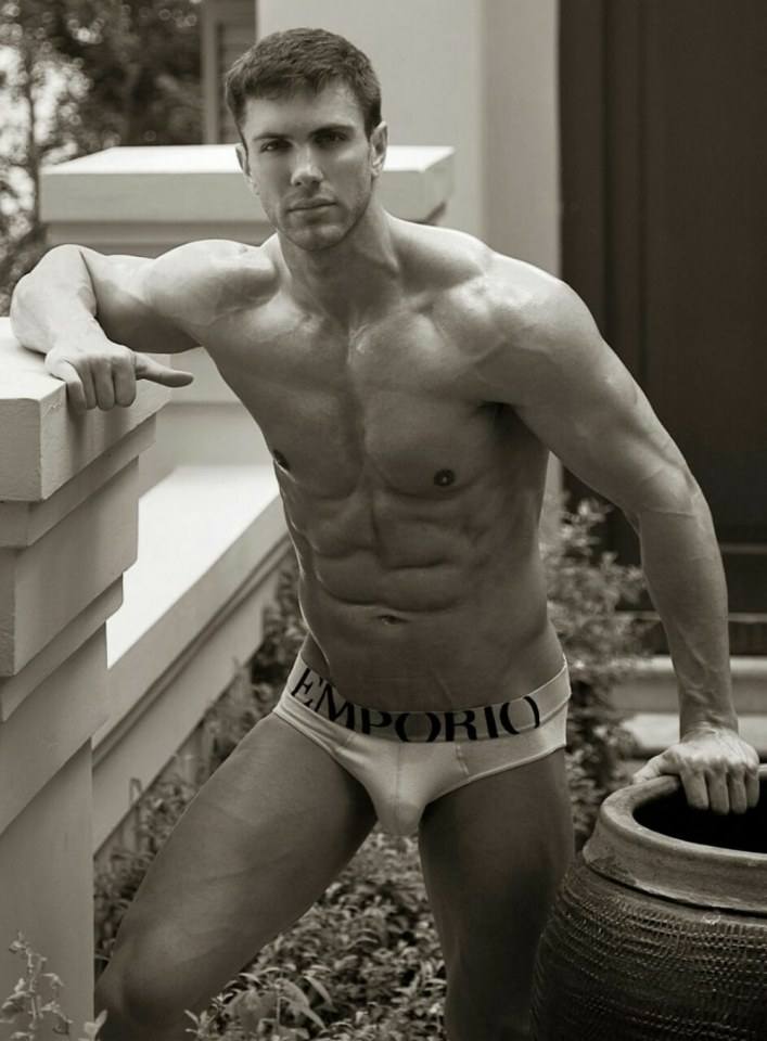 hot male 68 (+18)