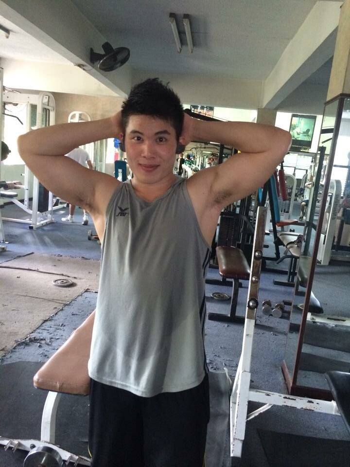 ล่ำแน่นบึก