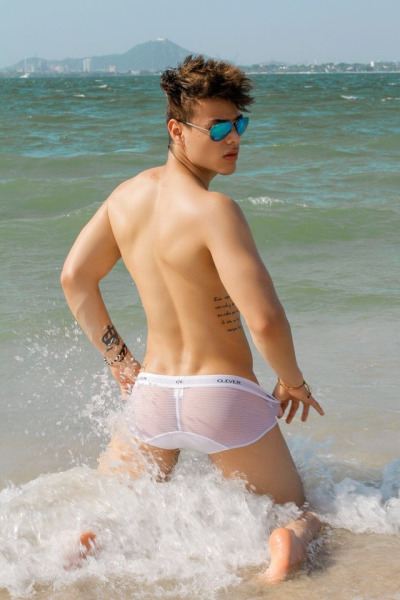 hot male 70 (+18)
