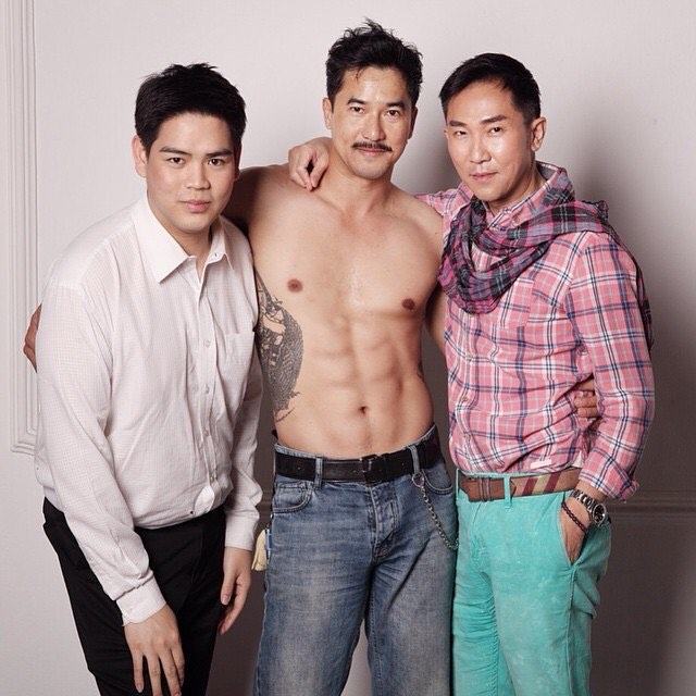 อยากดิ้นในอ้อมแขนน้าหุหุ