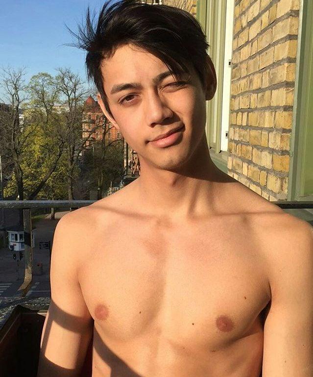 คลั่งช.ถอด