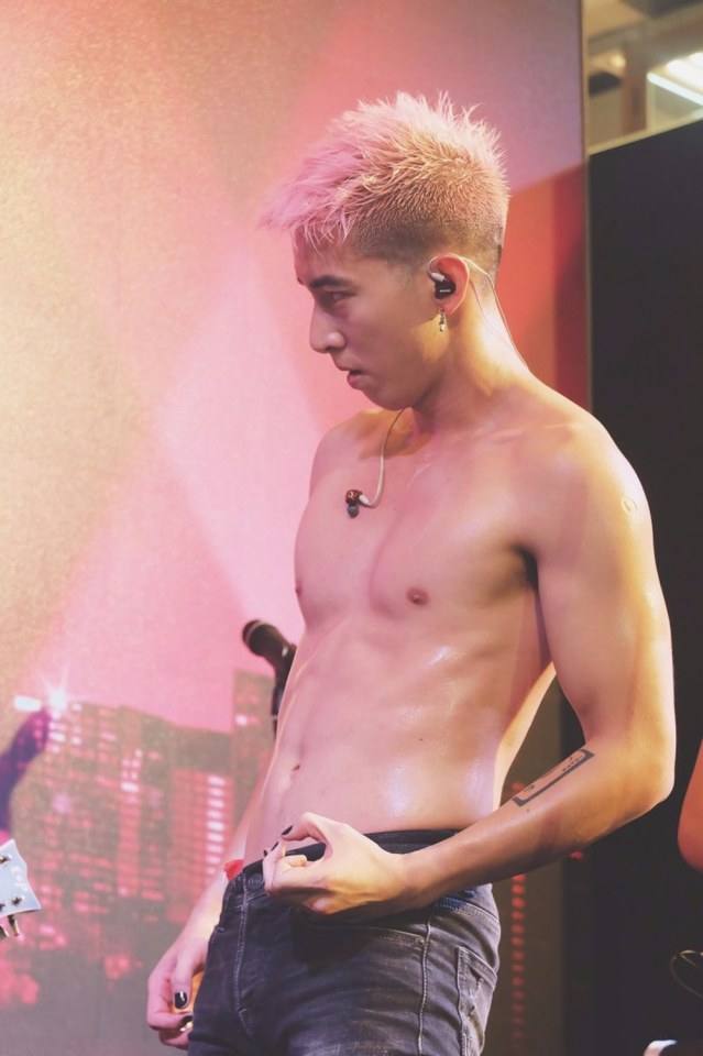 คลั่งรักโตโน่...ใครไม่ชอบผ่านเลยจ้า
