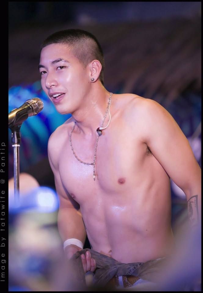 คลั่งรักโตโน่...ใครไม่ชอบผ่านเลยจ้า