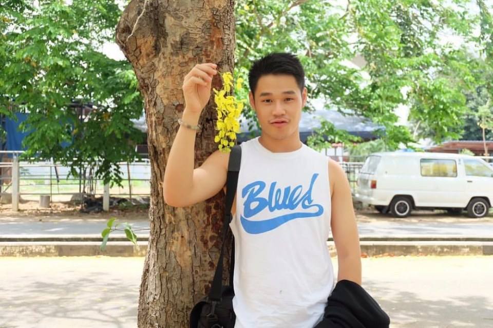 แซ่บก็เลียต่อ