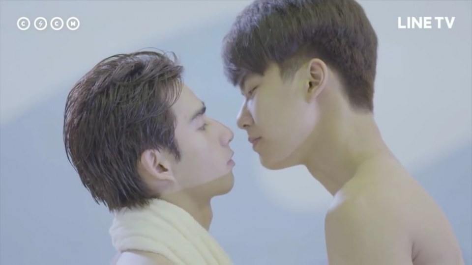 รักออกเดิน !!! จำเป็นต้องแซ่บขนาดนี้ไหม