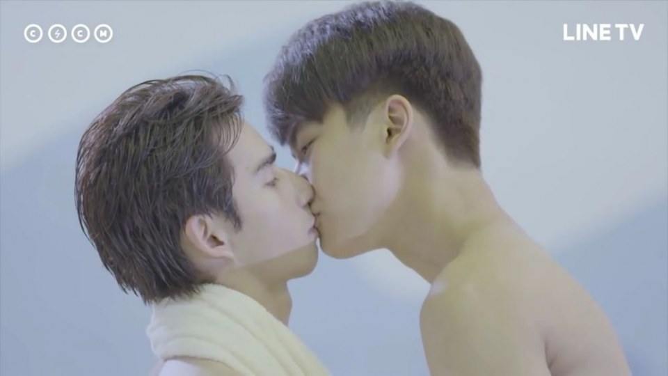 รักออกเดิน !!! จำเป็นต้องแซ่บขนาดนี้ไหม