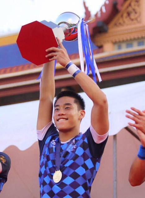 กระเทาะ กระเตาะ  1,696