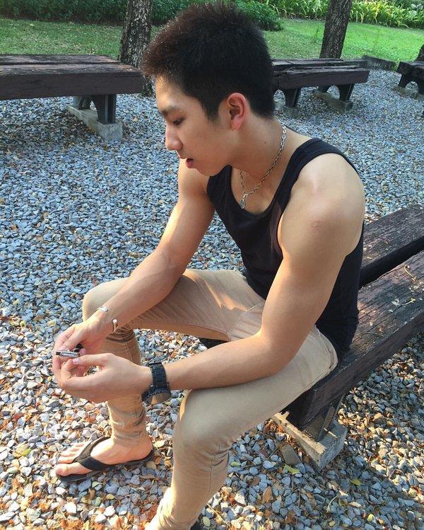กระเทาะ กระเตาะ  1,696