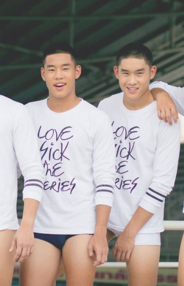 เรื่องอะไร 1,707