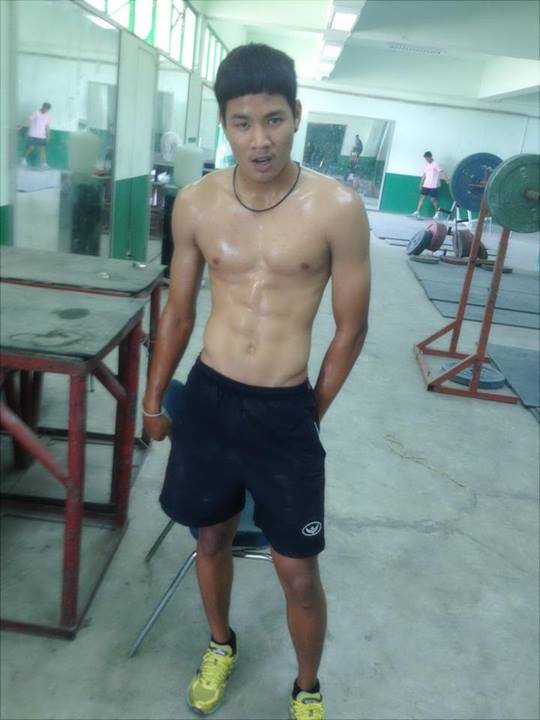 ผู้ชายตัวเมือกมาอีกแล้ว 1,719