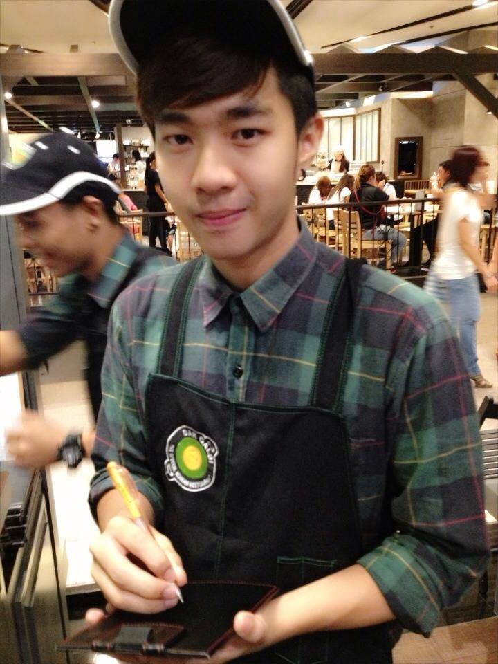 คนที่เคยเป็นพ่อค้าแซบในรายการเทยเที่ยวไทย 1,725
