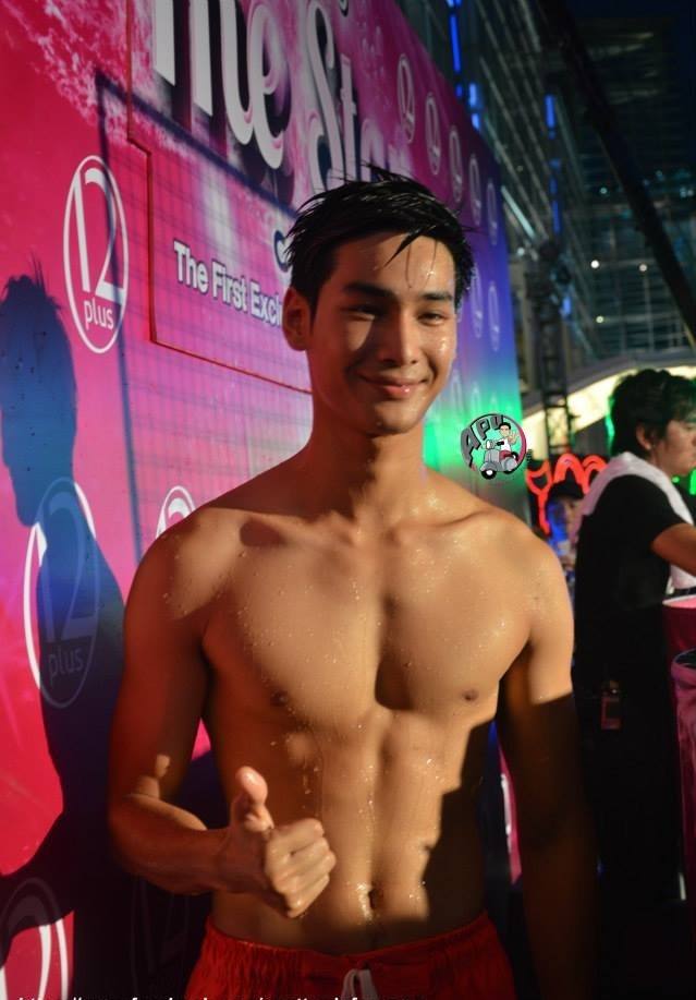 ช่องสามสีทีวีเพื่อคุณ 1,727