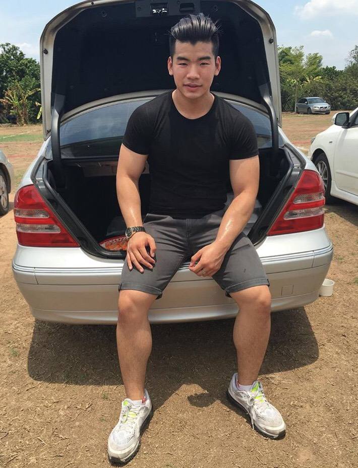 หนุ่มหล่อ✦cute boy✦ดีต่อใจ❥233 (อายุ 19 กล้ามแน่นขนาดนี้)