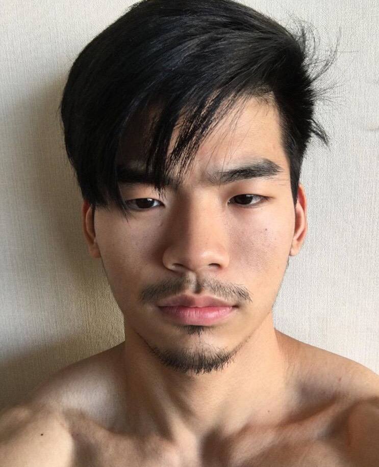 หนุ่มหล่อ✦cute boy✦ดีต่อใจ❥233 (อายุ 19 กล้ามแน่นขนาดนี้)