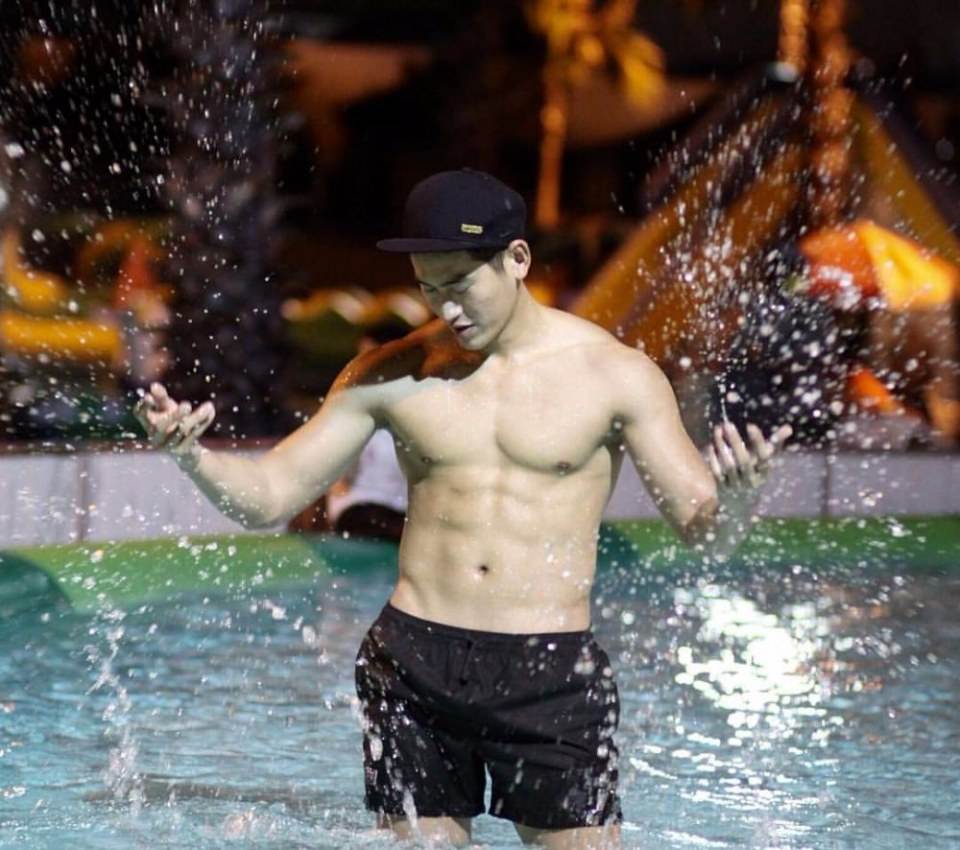 แซ่บซี๊ด
