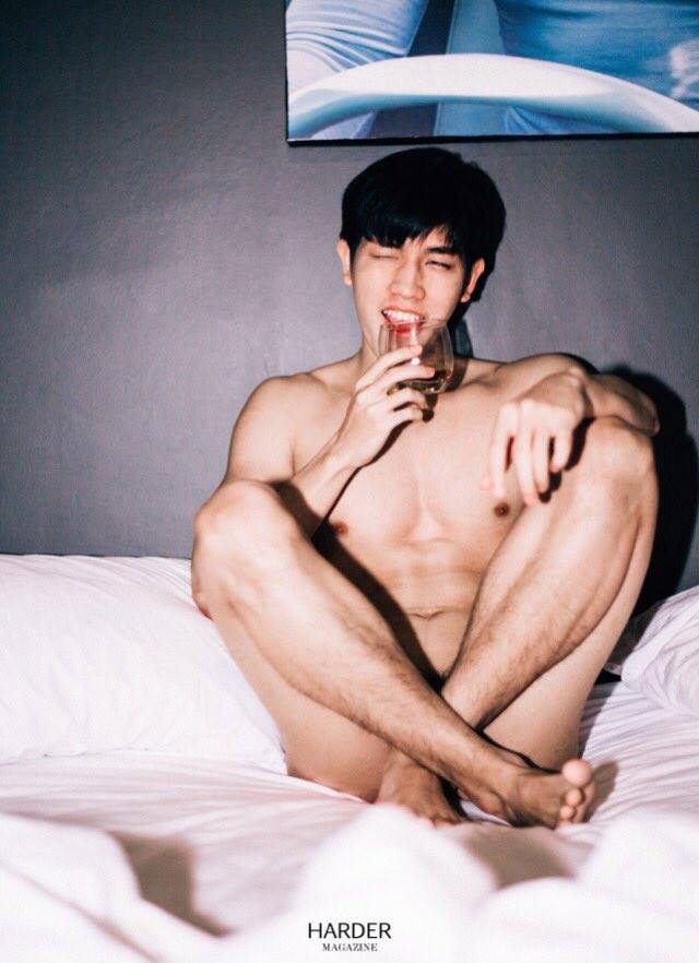 เรามาเล่นในห้องกันต่อเถอะ 😊😊 ig:james.jdc