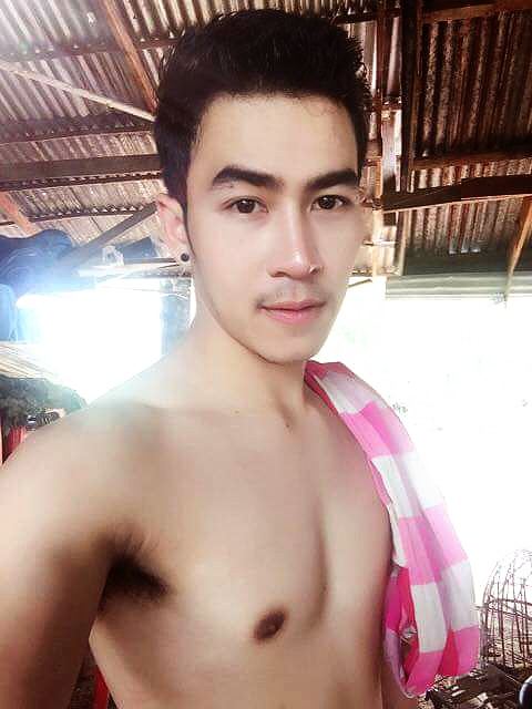 นก พงศกร