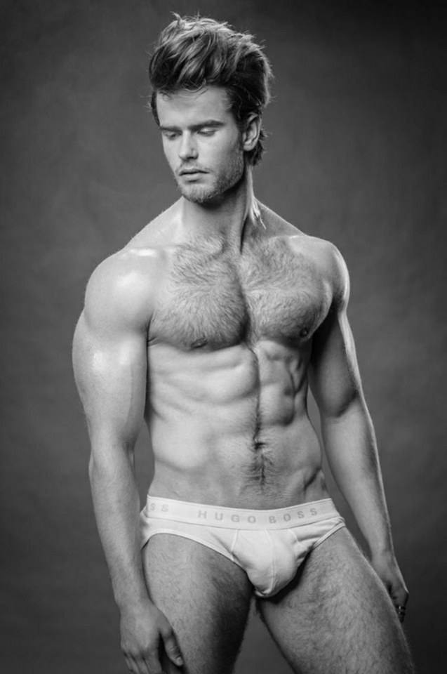 hot male 76 (18+)