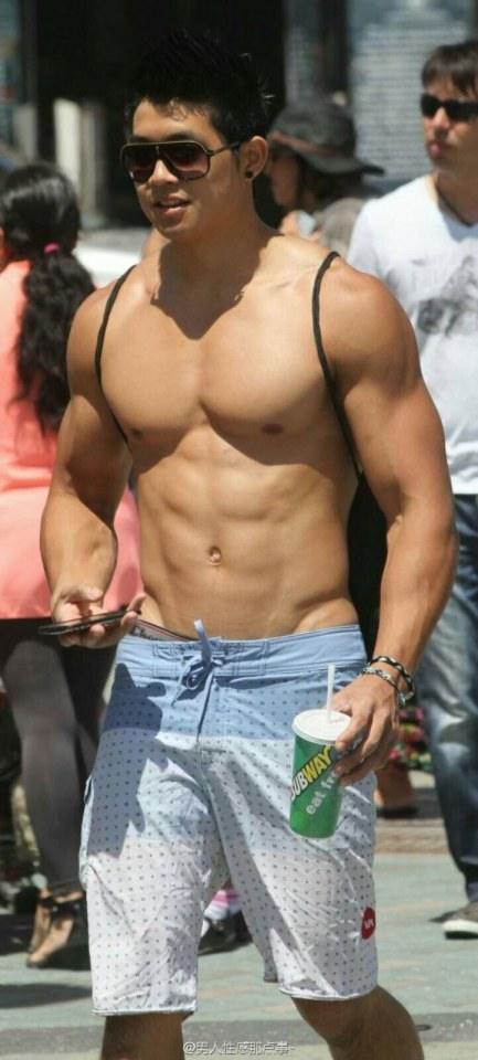 hot male 76 (18+)