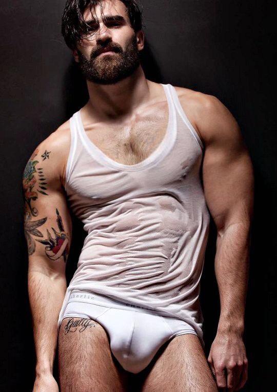 hot male 85 (18+)