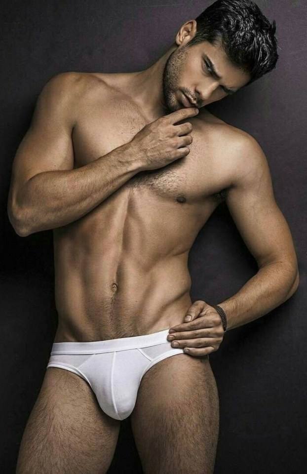 hot male 85 (18+)