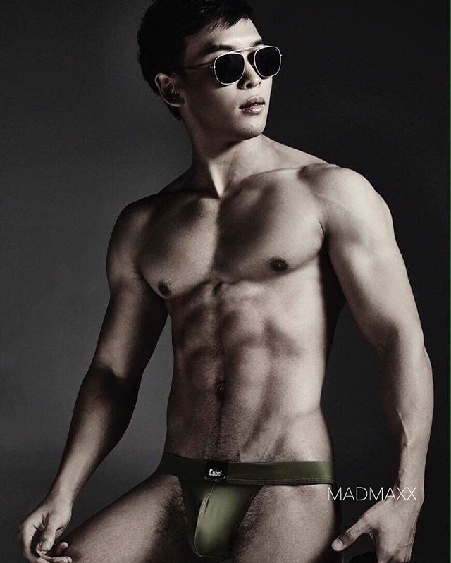 THANAT SAKORNSIN (@son_thanat)
