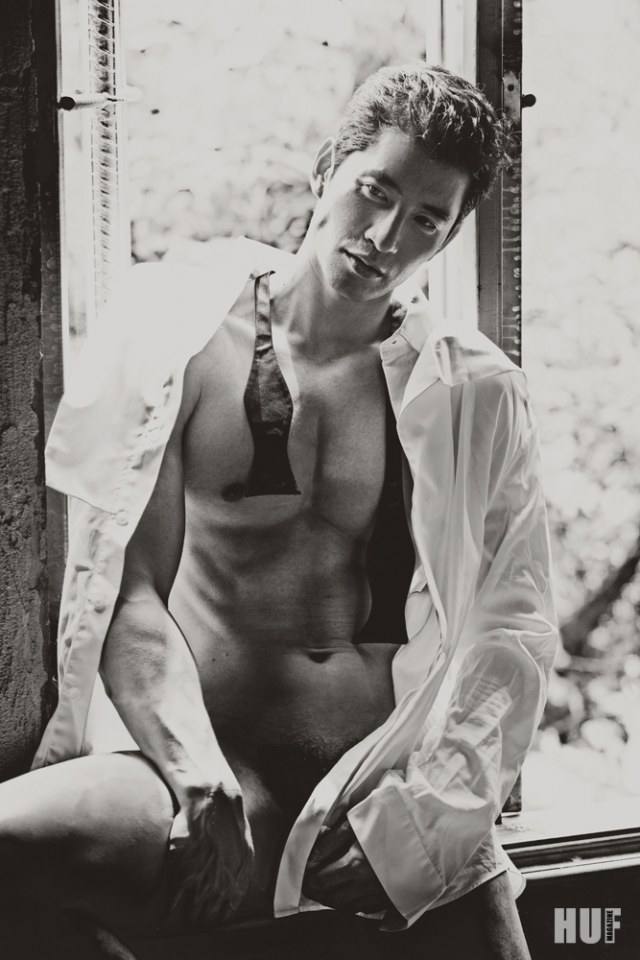 hot male 86 (18+)