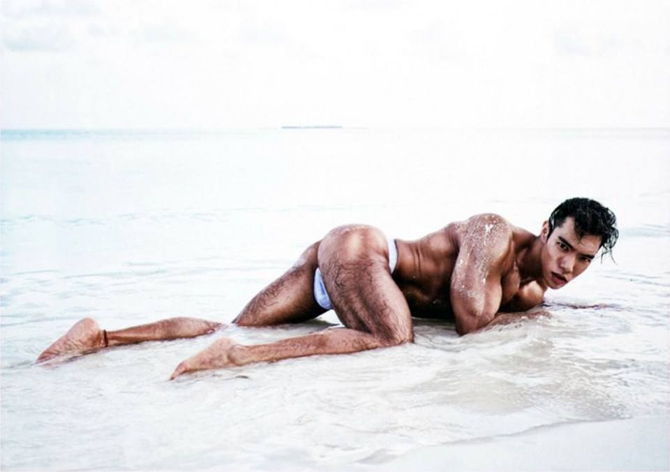 hot male 86 (18+)