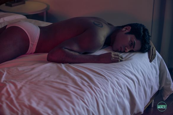 มาปลุกนายแบบDany Pe&ntilde;a จากประเทศเปรูให้ตื่น แล้วพาเขาไปแช่น้ำอุ่นกันเถอะ