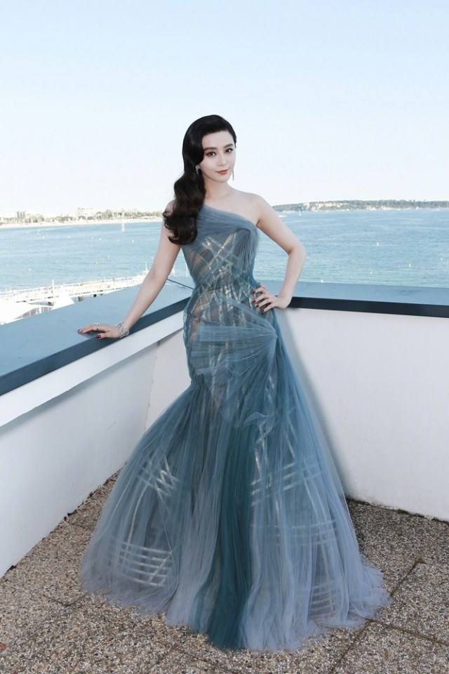 Fan Bingbing แม่ฟ่านบนพรมแดงวันที่ 3 สวยเจิด เลอค่าสุดๆ @Cannes Film Festival 2017