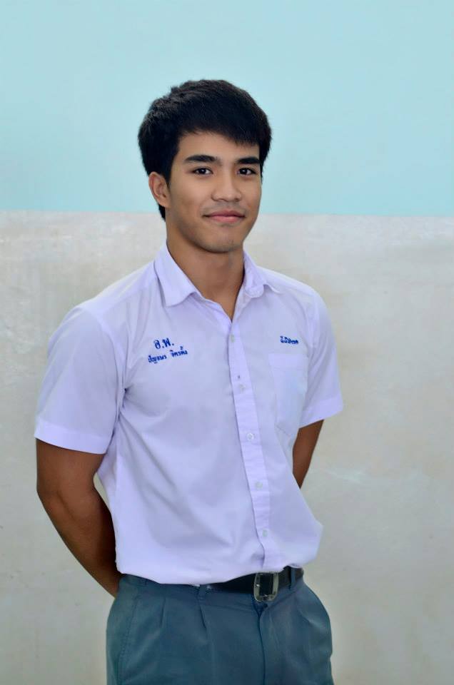 แต่งตัวไม่เรียบร้อยโดนตีนะคะ 1,811