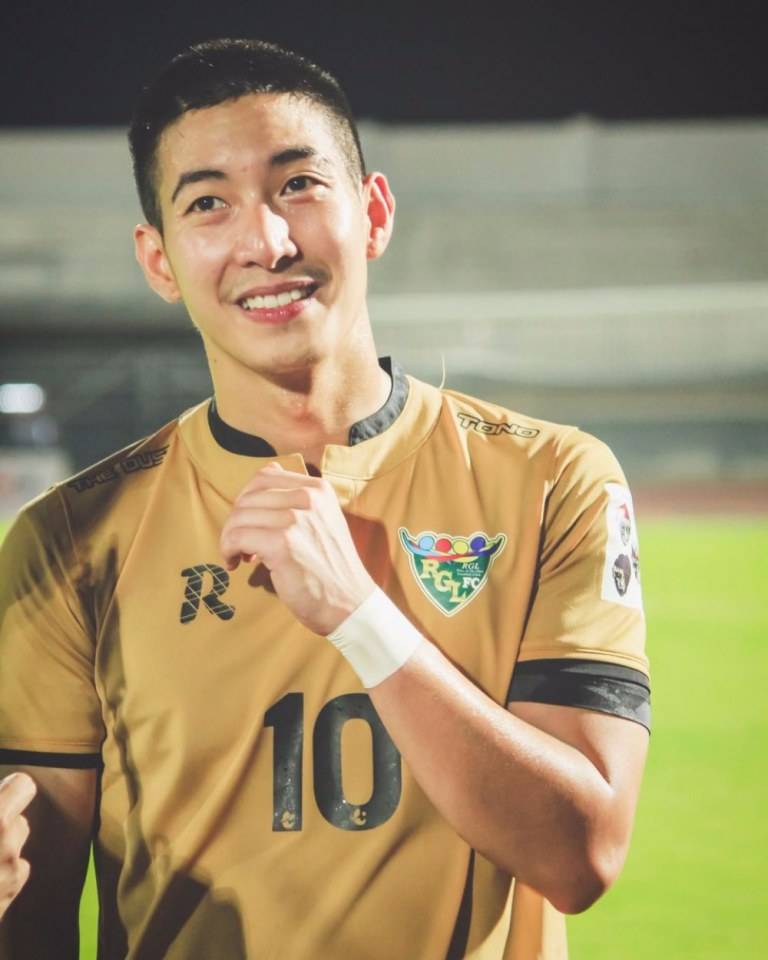 แกๆฉันสงสัยจะหลงโตโน่แหล่ะแก