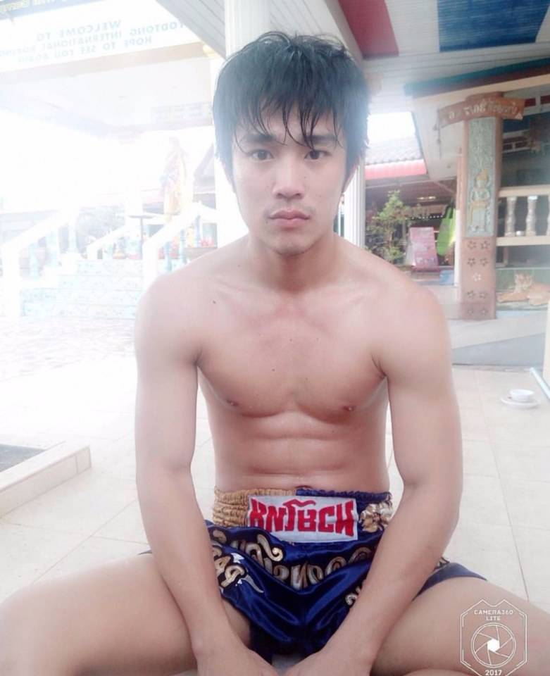 จะแซ่บมั๊ยอ่ะ