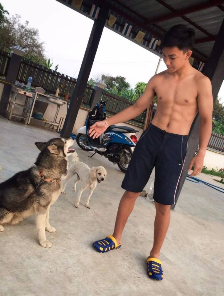 จะแซ่บมั๊ยอ่ะ