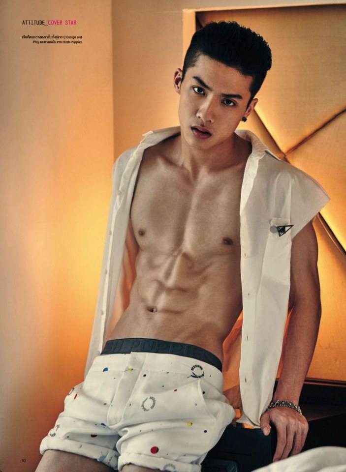 อกแน่นอยากลูบไล้