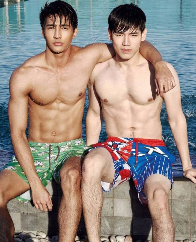 อกแน่นอยากลูบไล้
